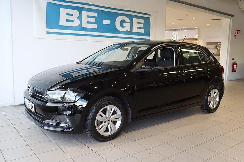 Svart Begagnad 2019 VW Polo Halvkombi | 134 900 kr (Marknadspris) - Bild 1/4