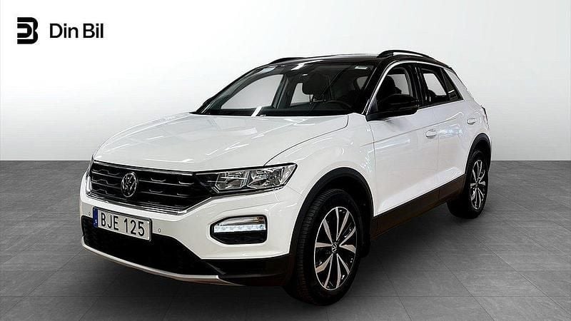 Vit (pure white black) Begagnad 2021 VW T-Roc Style SUV | 269 900 kr (Marknadspris) - Bild 1/4