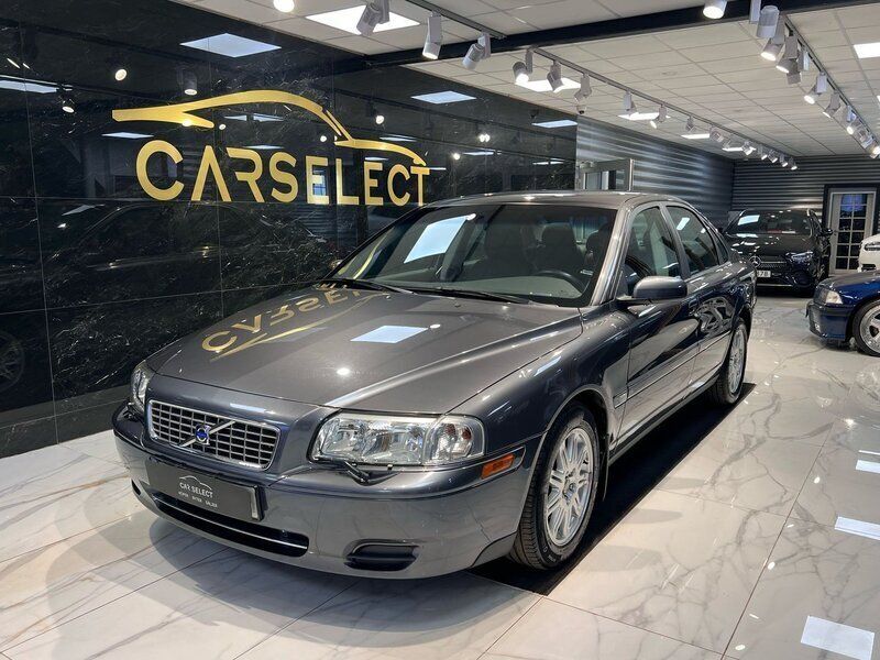 Grå Begagnad 2005 Volvo S80 Business Edition Sedan | 69 800 kr - Bild 1/4