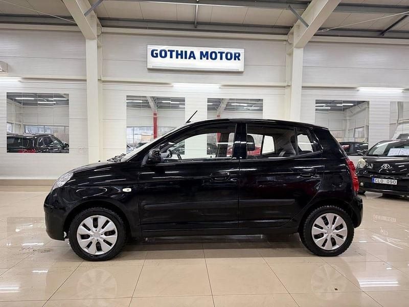 Begagnad Kia Picanto 65 HK (47 kW) 2011 Svart Halvkombi