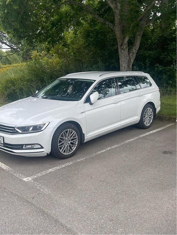 Begagnad 2018 VW Passat Kombi | 117 000 kr - Bild 1/4
