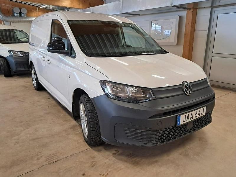 Vit Begagnad 2023 VW Caddy Maxi Minibuss | 309 000 kr (Lite dyr) - Bild 1/4