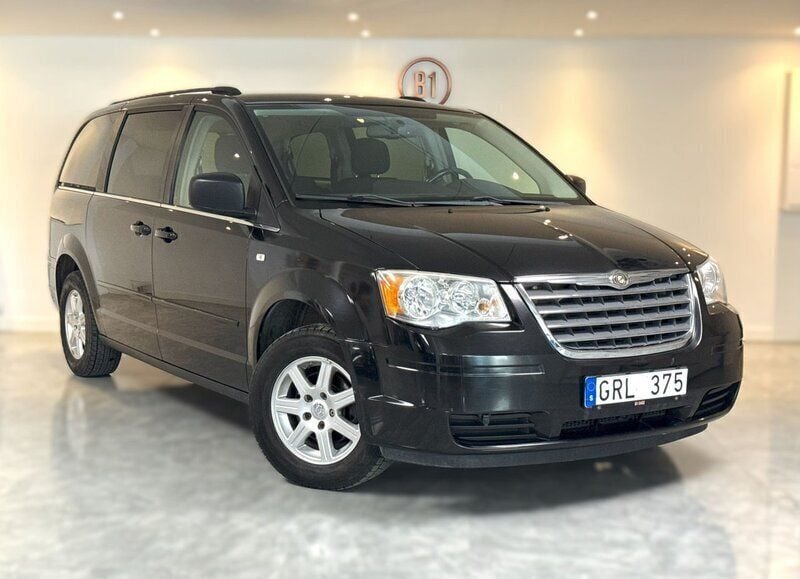 Svart Begagnad 2010 Chrysler Grand Voyager Minibuss | 74 000 kr (Marknadspris) - Bild 1/4