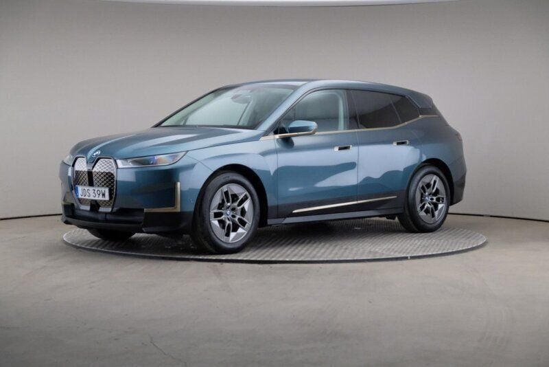 Blå Begagnad 2022 BMW iX SUV | 469 000 kr (Superpris) - Bild 1/4