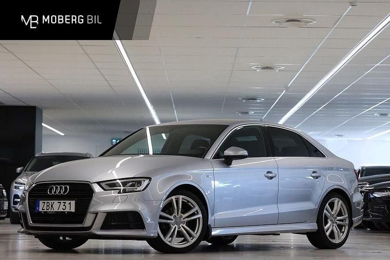 Silver Begagnad 2018 Audi A3 S-Line Sedan | 204 900 kr (Marknadspris) - Bild 1/3