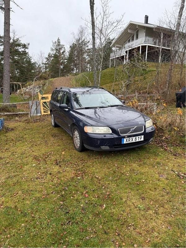 Begagnad 2006 Volvo V70 Kombi | 25 000 kr (Bra pris) - Bild 1/4