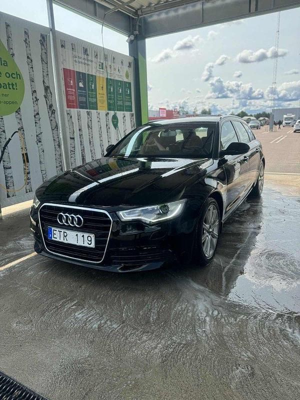 Svart Begagnad 2012 Audi A6 Proline Kombi | 115 000 kr (Marknadspris) - Bild 1/4
