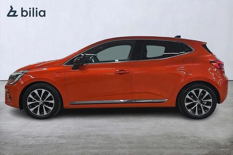 Begagnad Renault Clio V Techno 144 HK (105 kW) 2022 Orange Halvkombi