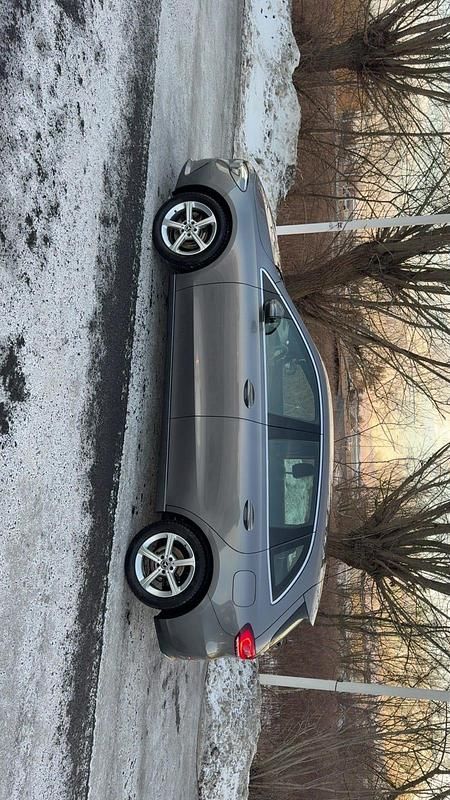 Begagnad Mercedes B180 136 HK (100 kW) 2019 Minibuss