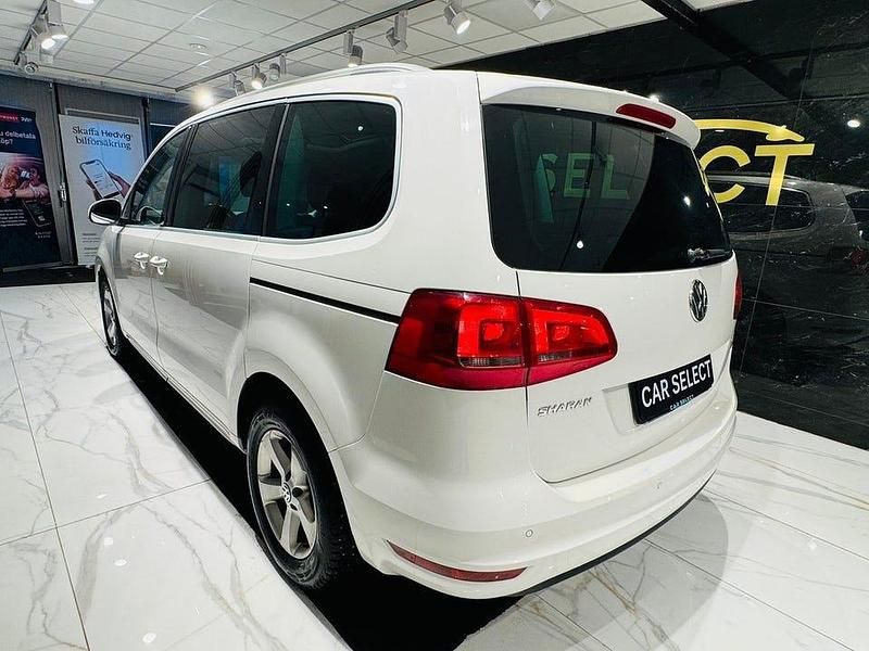 Begagnad VW Sharan 141 HK (103 kW) 2014 Vit Minibuss