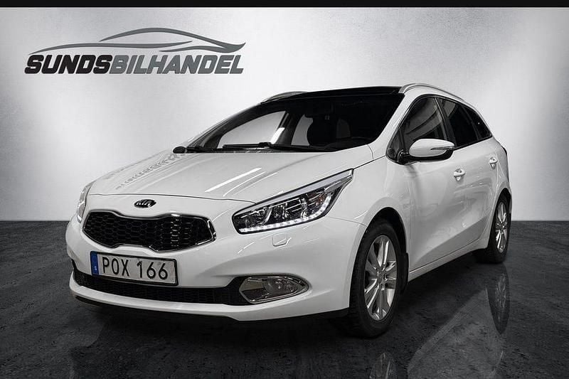 Vit Begagnad 2015 Kia Ceed Sportswagon Comfort Kombi | 99 900 kr (Marknadspris) - Bild 1/4