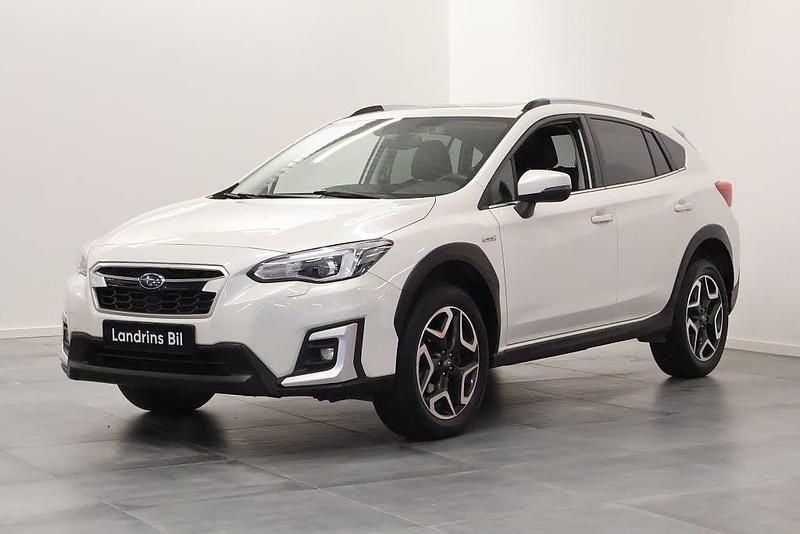 Vit Begagnad 2020 Subaru XV SUV | 279 900 kr (Marknadspris) - Bild 1/4