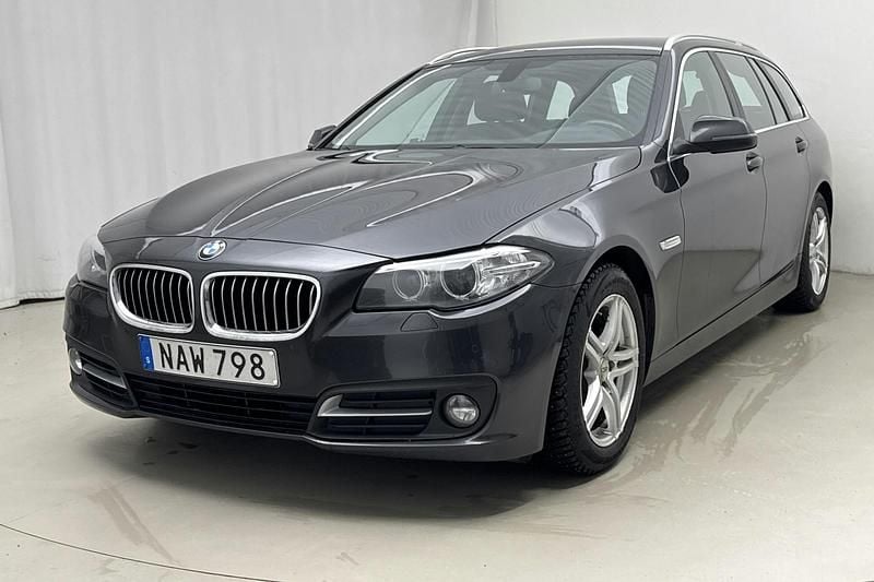 Begagnad BMW 520 190 HK (139 kW) 2017 Grå Kombi