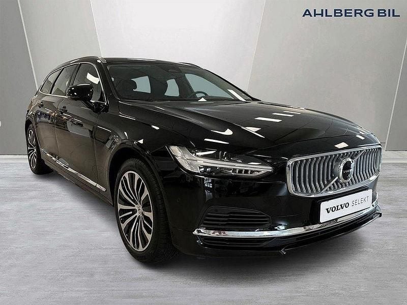 Svart Begagnad 2024 Volvo V90 Core Kombi | 499 500 kr (Lite dyr) - Bild 1/4