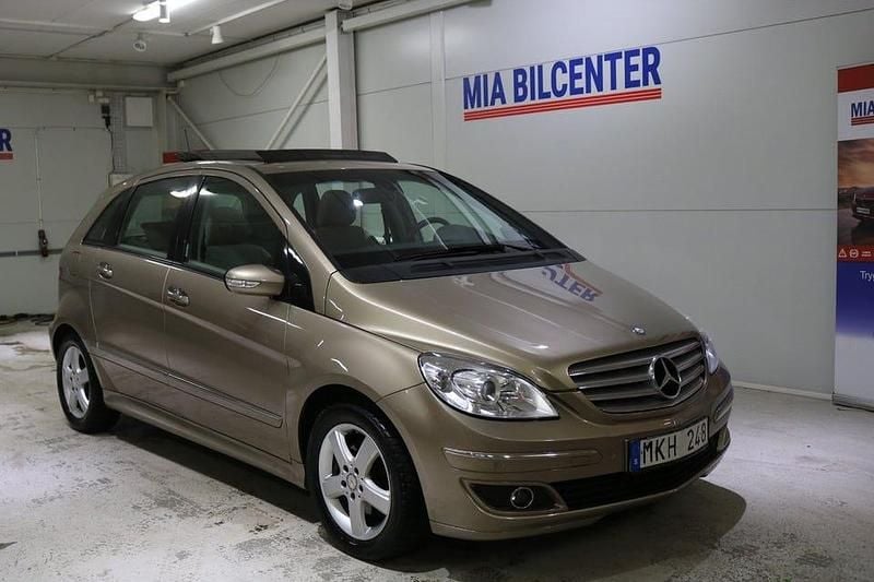 Ljusbrun Begagnad 2007 Mercedes B180 Minibuss | 69 000 kr (Bra pris) - Bild 1/3