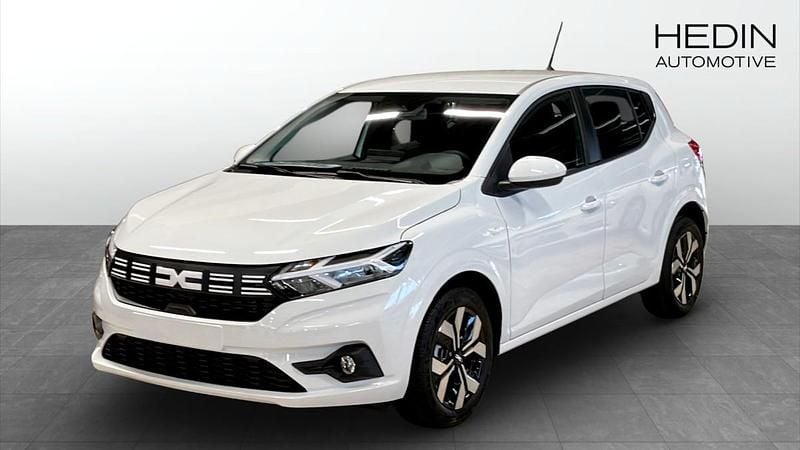 Vit (white) Ny 2025 Dacia Sandero Expression Halvkombi | 219 900 kr (Bra pris) - Bild 1/4