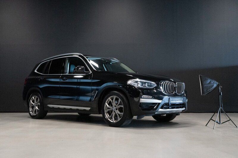 Svart Begagnad 2018 BMW X3 xLine SUV | 349 000 kr (Dyr) - Bild 1/4