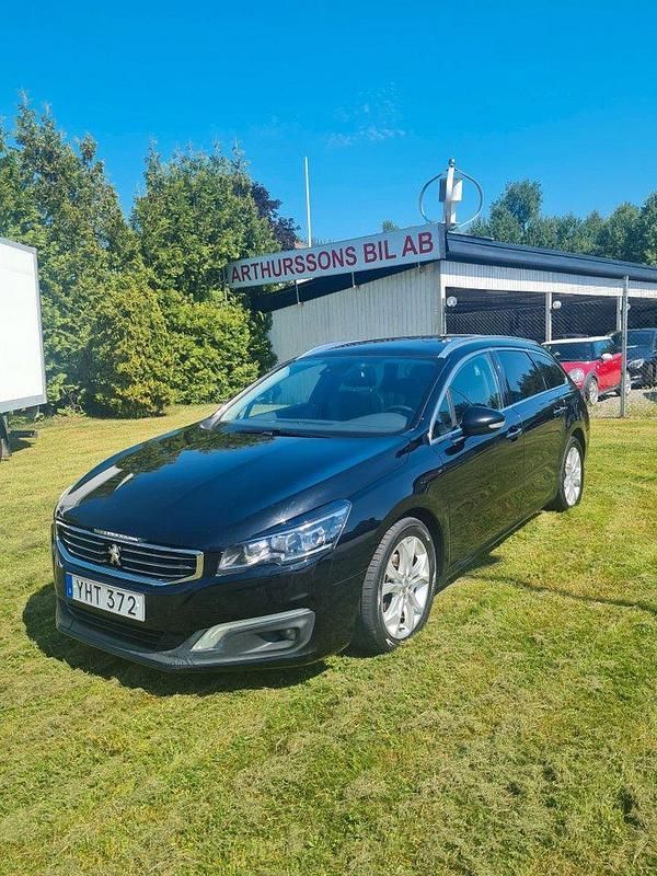 Svart Begagnad 2016 Peugeot 508 Allure Kombi | 88 000 kr (Marknadspris) - Bild 1/4