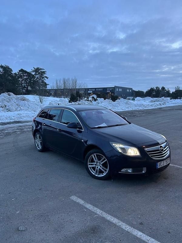 Begagnad Opel Insignia 195 HK (143 kW) 2012 Kombi