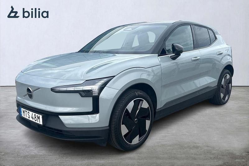 Grå Begagnad 2023 Volvo EX30 Plus SUV | 349 900 kr (Bra pris) - Bild 1/3