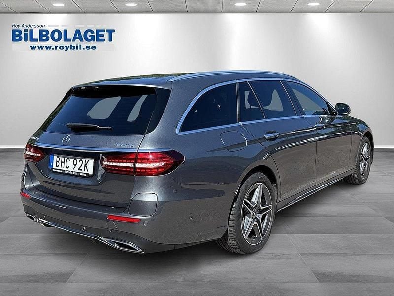 Begagnad Mercedes E300 AMG line 306 HK (225 kW) 2023 Grå Kombi