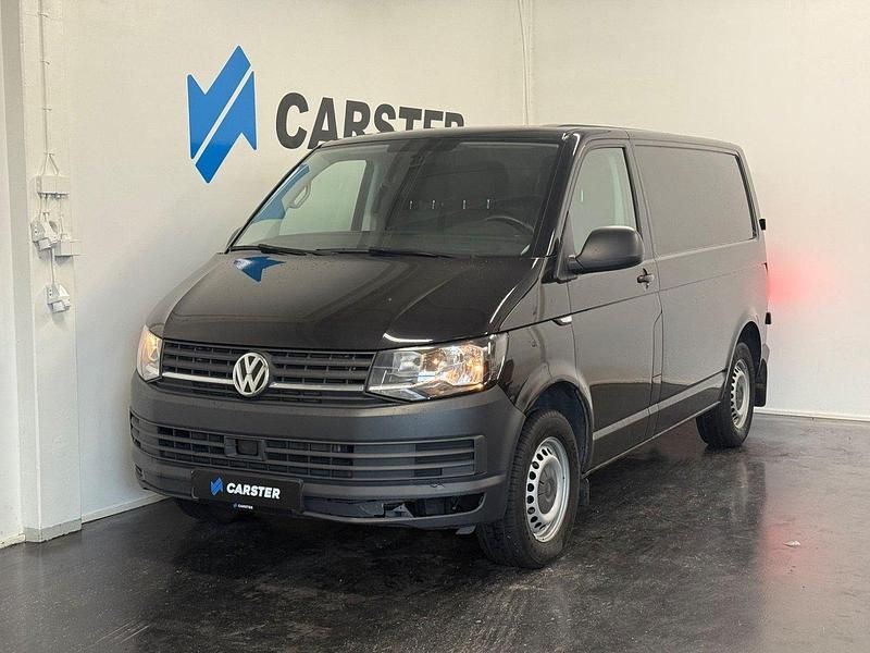 Svart Begagnad 2017 VW T6 Van | 179 900 kr (Bra pris) - Bild 1/4