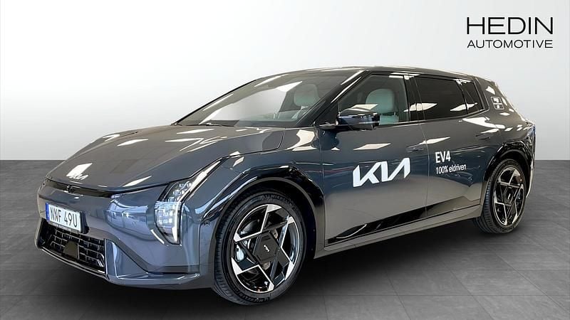Begagnad 2025 Kia EV4 GT-Line Halvkombi | 623 400 kr - Bild 1/4