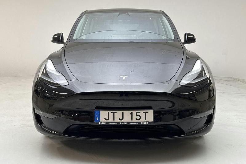 Begagnad Tesla Model Y Performance 392 kW (534 HK) 2023 Svart SUV