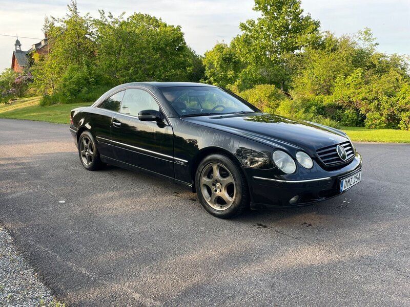 Begagnad Mercedes CL600 368 HK (270 kW) 2000 Svart Sportkupé