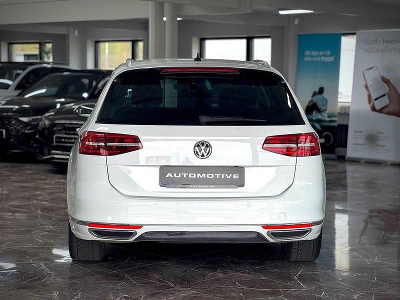 Begagnad VW Passat GT 191 HK (140 kW) 2018 Vit Kombi