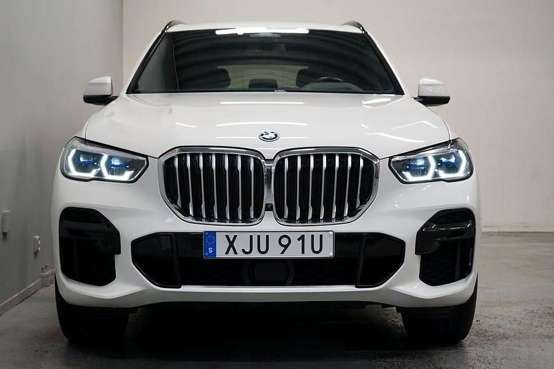 Begagnad BMW X5 M Sport 394 HK (289 kW) 2022 Vit SUV