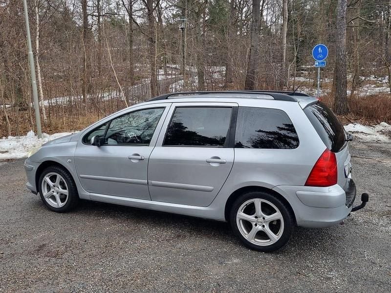 Begagnad Peugeot 307 140 HK (102 kW) 2008 Kombi