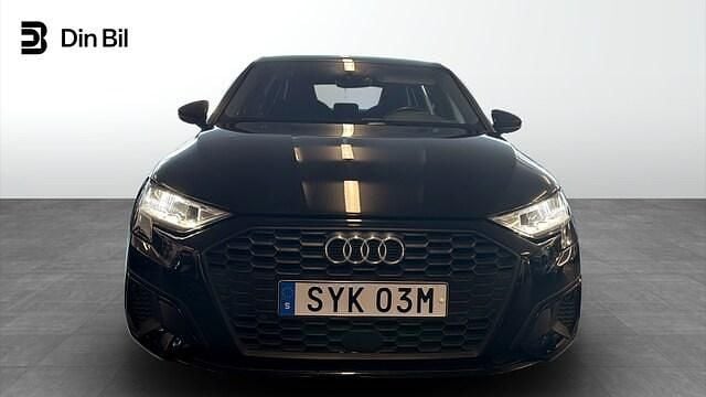 Begagnad Audi A3 Proline 150 HK (110 kW) 2023 Brilliantsvart Sedan