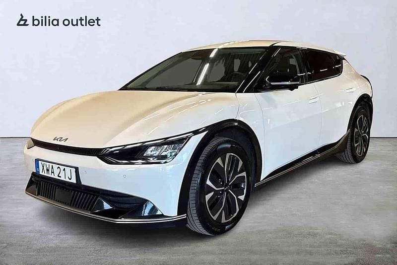 Begagnad Kia EV6 239 kW (325 HK) 2023 Vit SUV