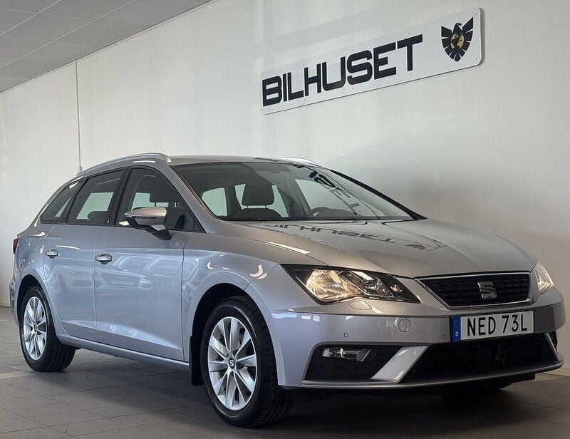 Silver Begagnad 2020 Seat Leon ST Style Kombi | 149 900 kr (Marknadspris) - Bild 1/4