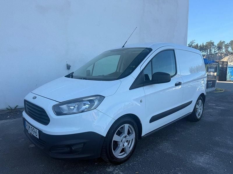 Vit Begagnad 2016 Ford Transit Van | 69 900 kr (Marknadspris) - Bild 1/4