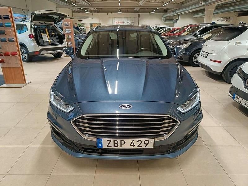 Begagnad Ford Mondeo Titanium 165 HK (121 kW) 2020 Blå Kombi