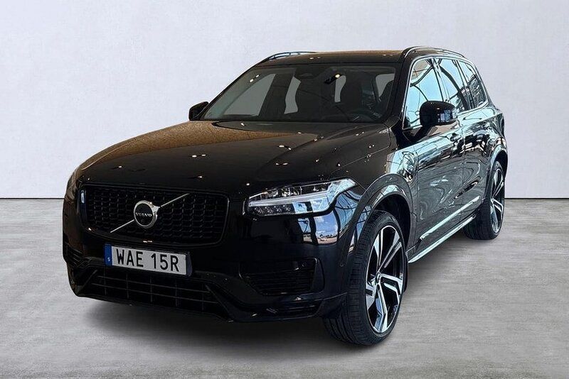 Svart Begagnad 2022 Volvo XC90 Ultimate SUV | 699 000 kr (Marknadspris) - Bild 1/4