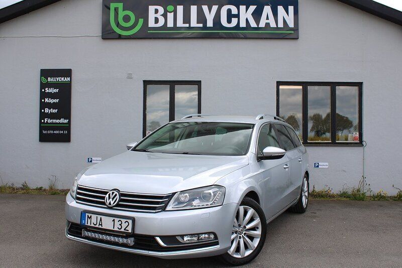 Silver Begagnad 2012 VW Passat Kombi | 99 900 kr (Marknadspris) - Bild 1/4