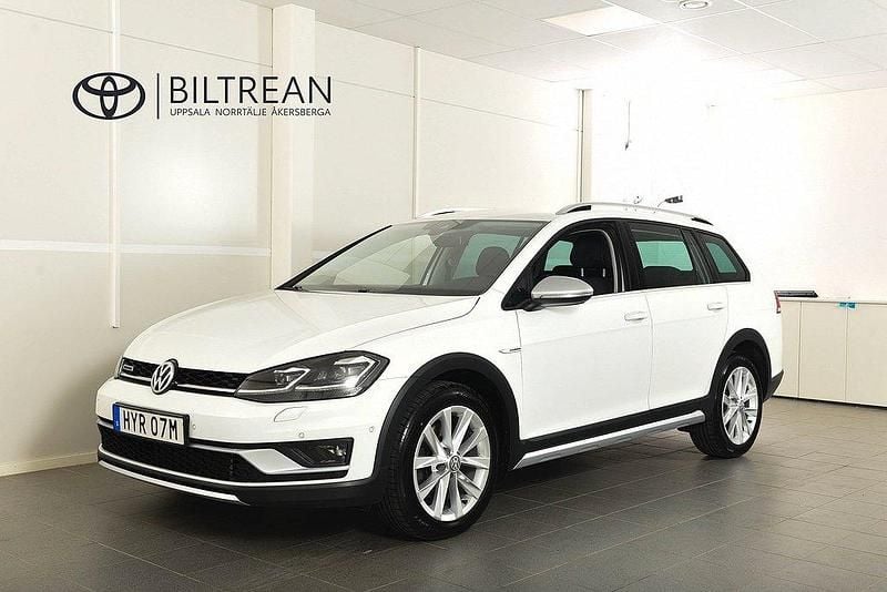 Vit Begagnad 2019 VW Golf Alltrack Kombi | 209 800 kr (Marknadspris) - Bild 1/4