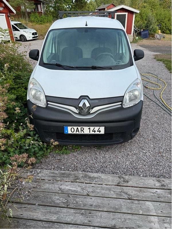 Vit Begagnad 2016 Renault Kangoo Minibuss | 60 000 kr (Marknadspris) - Bild 1/4