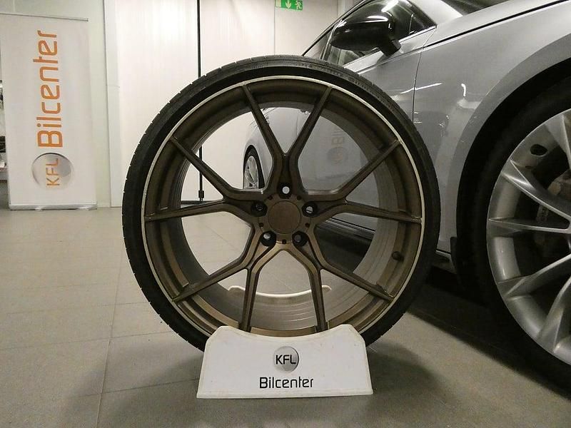 Begagnad Audi A4 190 HK (139 kW) 2016 Silver Kombi