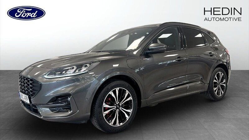 Grå (grey) Begagnad 2020 Ford Kuga SUV | 289 900 kr (Dyr) - Bild 1/4