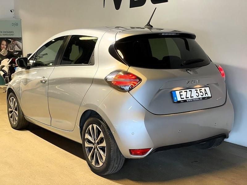 Begagnad Renault Zoe Edition One 100 kW (136 HK) 2020 Silver Halvkombi
