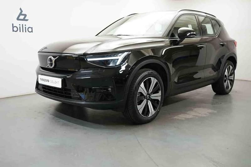 Svart Begagnad 2023 Volvo XC40 Single Motor SUV | 354 900 kr - Bild 1/1
