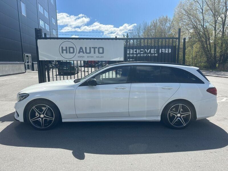 Vit Begagnad 2016 Mercedes C220 AMG Kombi | 219 900 kr (Dyr) - Bild 1/4
