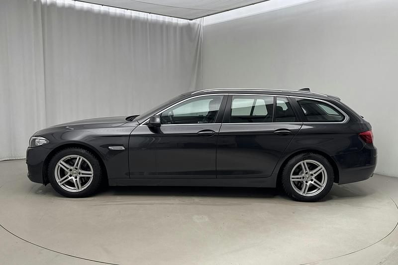 Begagnad BMW 520 190 HK (139 kW) 2017 Grå Kombi