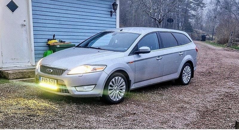 Grå Begagnad 2007 Ford Mondeo Titanium X Kombi | 28 000 kr (Marknadspris) - Bild 1/3