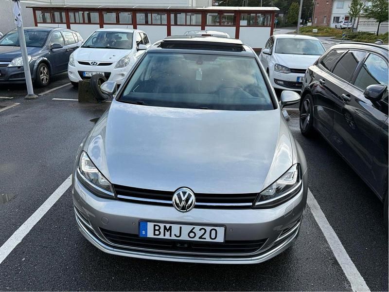 Silver Begagnad 2013 VW Golf VII GT Halvkombi | 120 000 kr (Lite dyr) - Bild 1/4