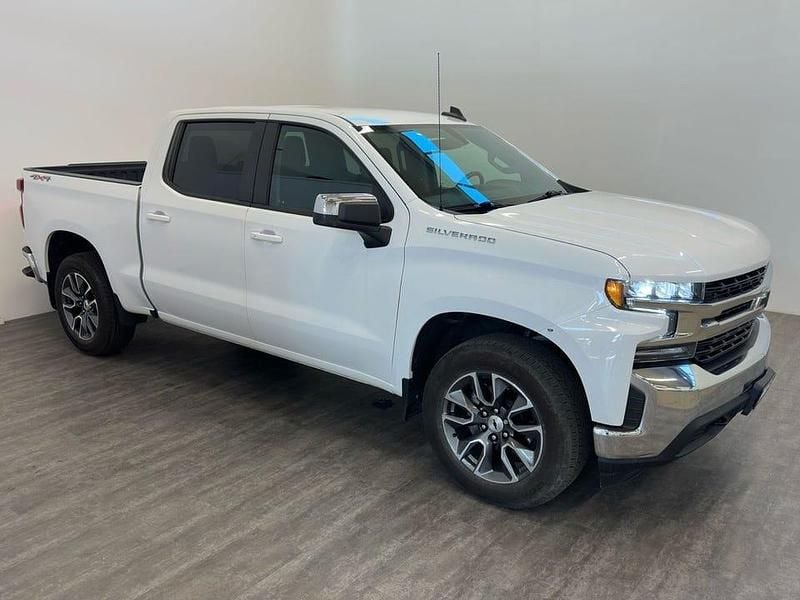 Vit Begagnad 2022 Chevrolet Silverado Pickup | 549 000 kr - Bild 1/4